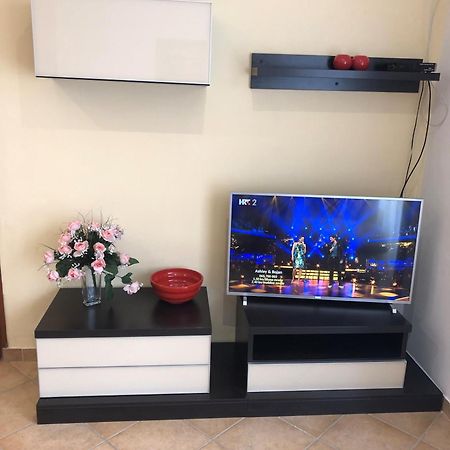 Apartmani I Sobe Ivancic1 โนวีวีโนดอลสกี ภายนอก รูปภาพ