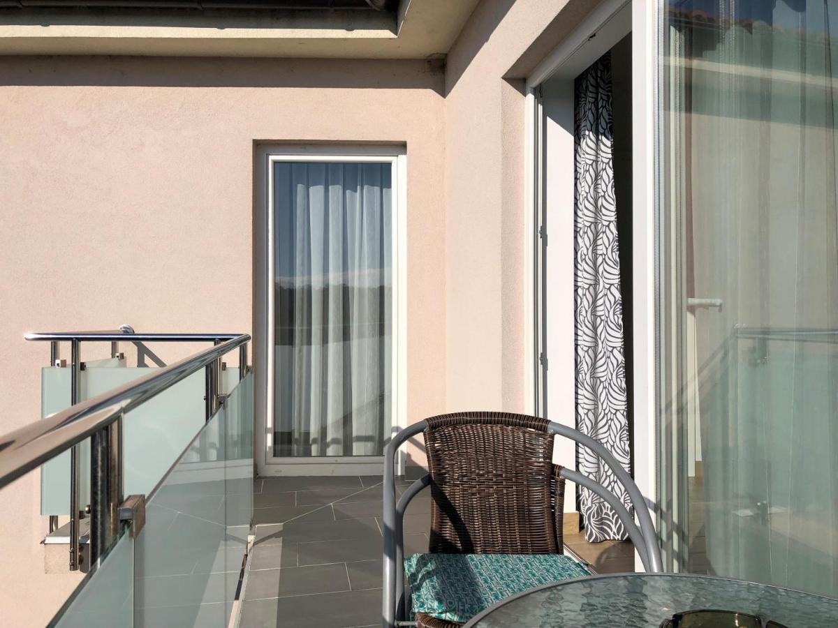 Apartmani I Sobe Ivancic1 โนวีวีโนดอลสกี ภายนอก รูปภาพ