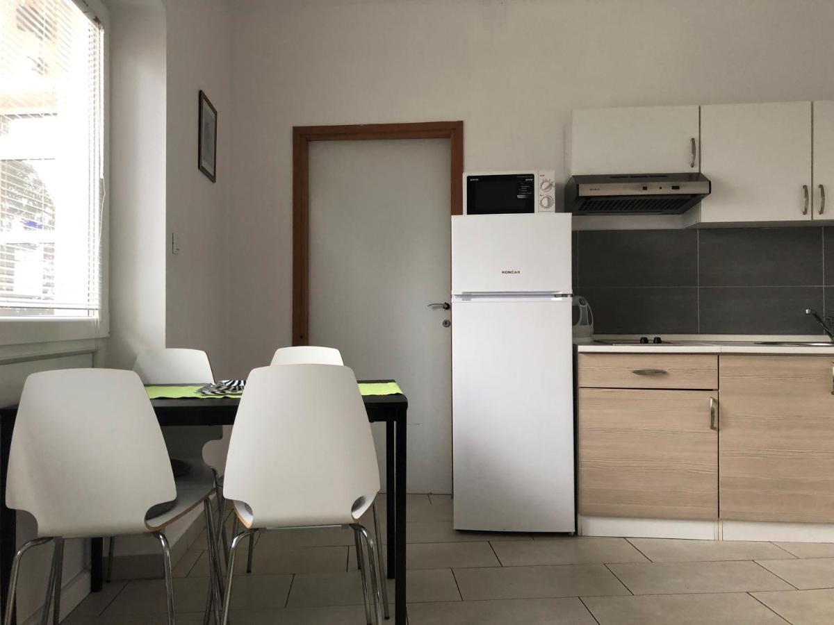 Apartmani I Sobe Ivancic1 โนวีวีโนดอลสกี ภายนอก รูปภาพ