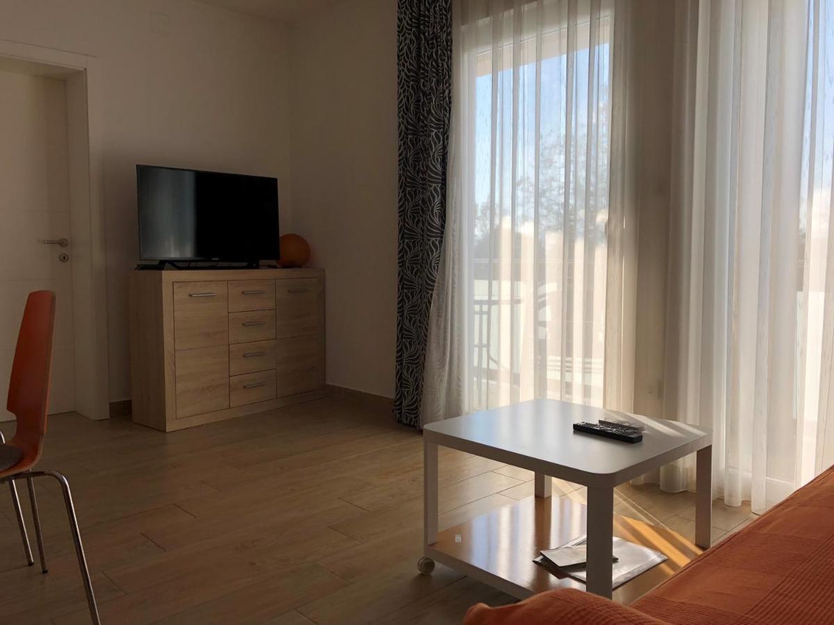 Apartmani I Sobe Ivancic1 โนวีวีโนดอลสกี ภายนอก รูปภาพ