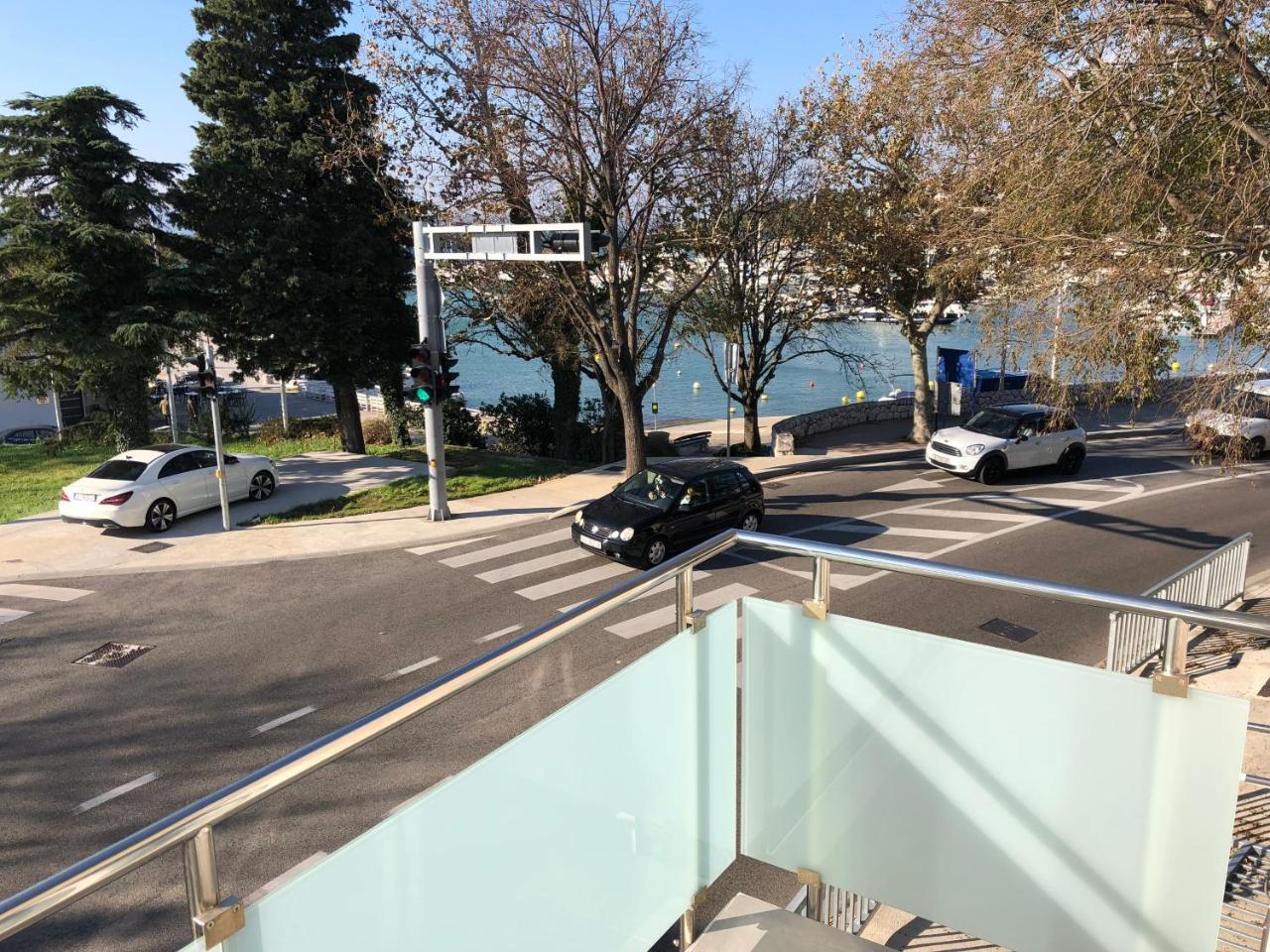 Apartmani I Sobe Ivancic1 โนวีวีโนดอลสกี ภายนอก รูปภาพ