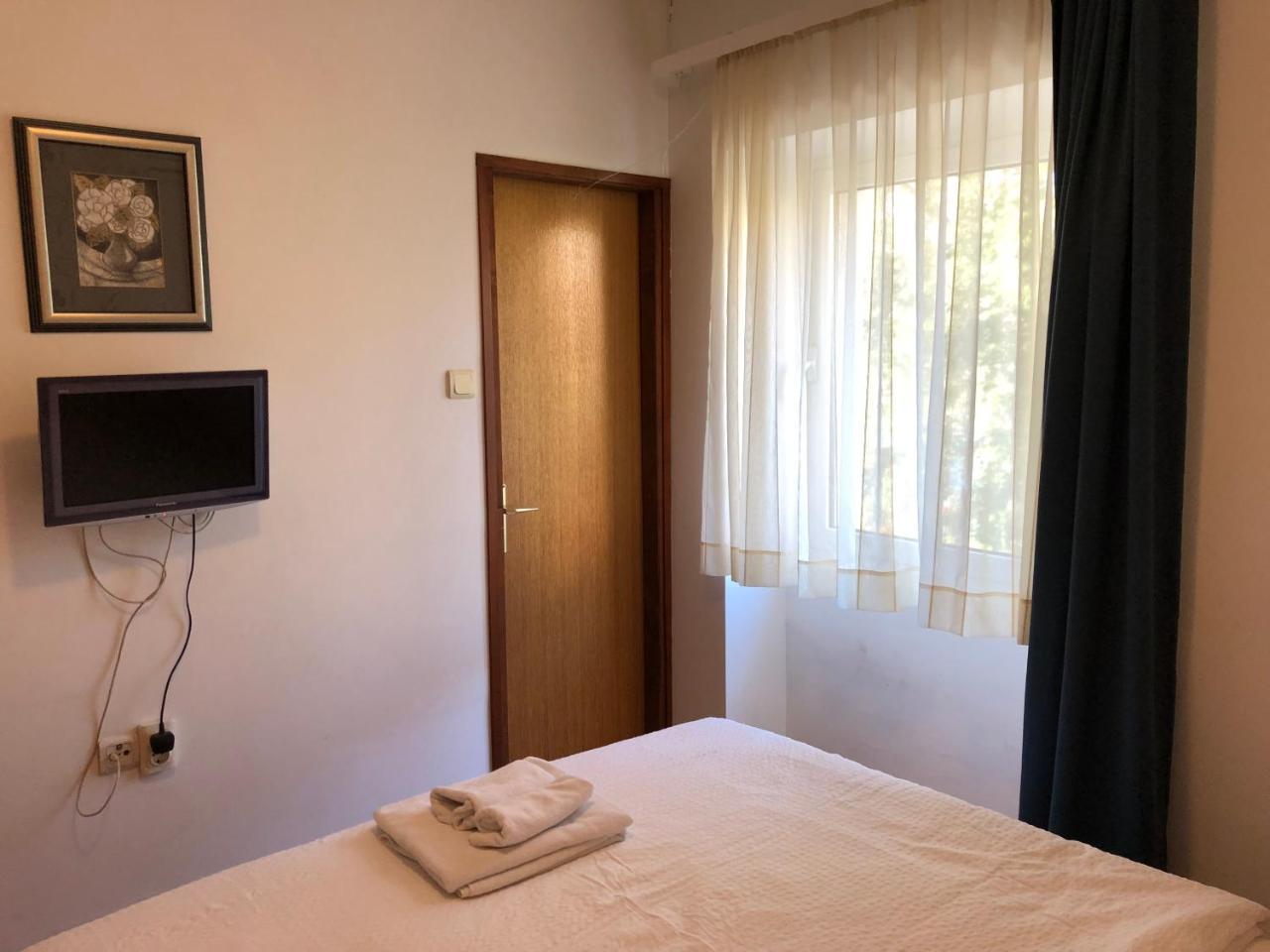 Apartmani I Sobe Ivancic1 โนวีวีโนดอลสกี ภายนอก รูปภาพ