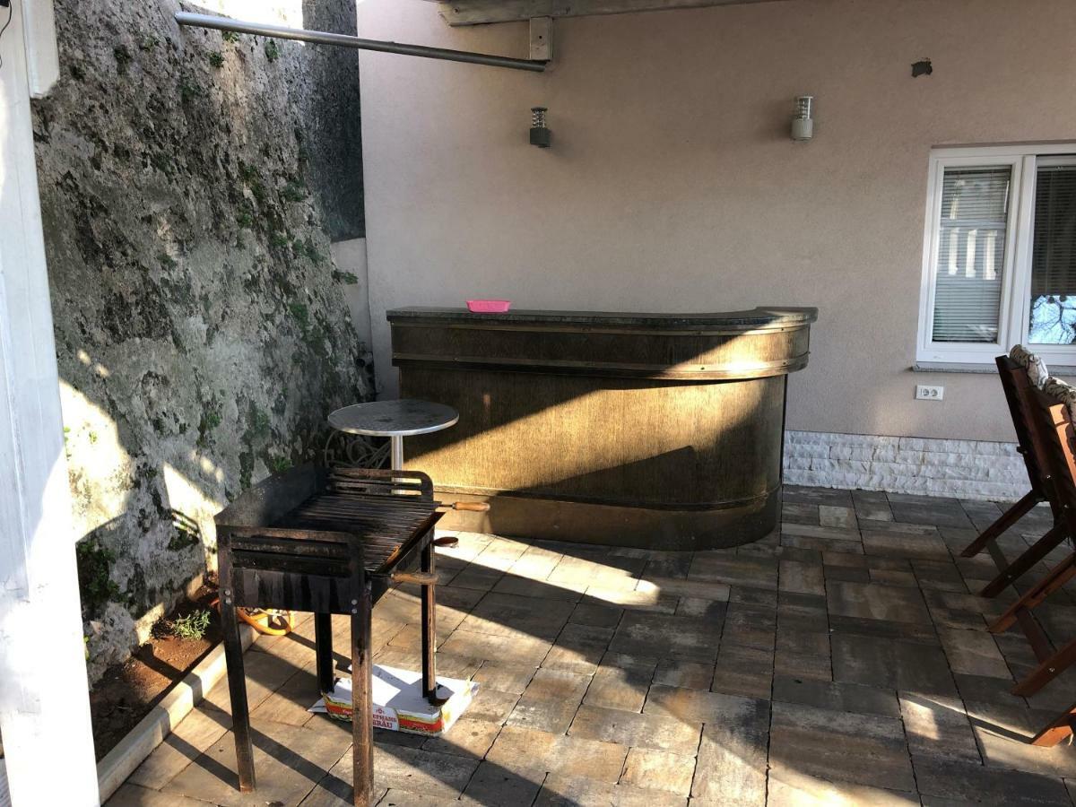 Apartmani I Sobe Ivancic1 โนวีวีโนดอลสกี ภายนอก รูปภาพ